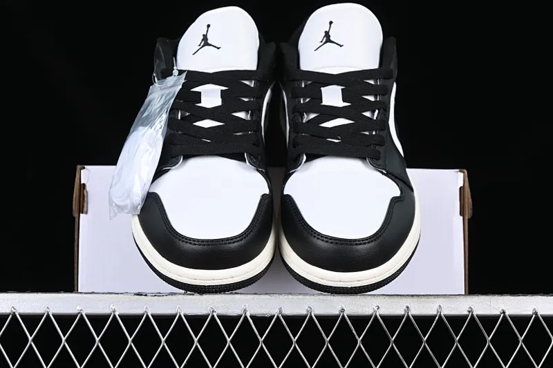 All categories Air Jordan Jordan series basketball shoes Air Jordan 1 Low Z version Air Jordan 1 Low "Vintage Panda" AJ1 Joe 1 black and white panda low-top cultural casual sneakers FB9893-101